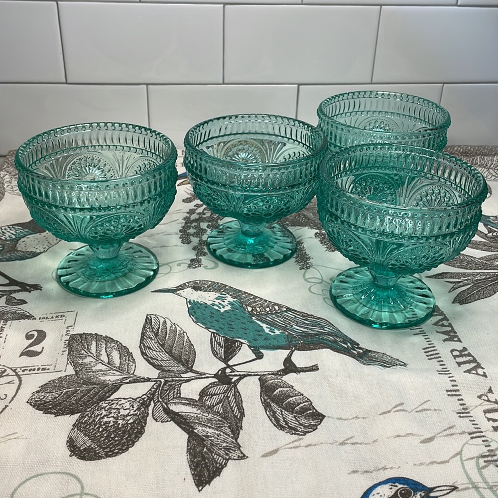 NWT (4) The Pioneer Woman Adeline Teal Sundae Cup Colored Glassware - Picture 2 of 8